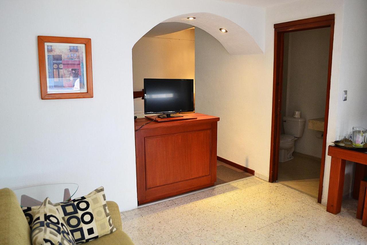 Hotel Campestre Inn Leon Exterior photo